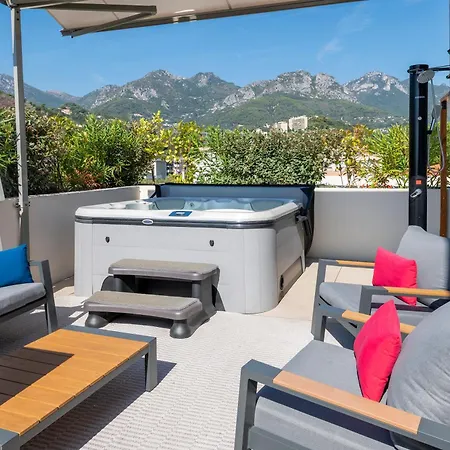 L'elysium - Exceptional 220 Sqm Penthouse - Private Terrace & Jacuzzi - Ac - 3 Parking Spaces Appartement *