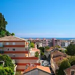 Apartamento Le Coq Elysium - Exceptional 220 Sqm Penthouse - Private Terrace & Jacuzzi - Ac - 3 Parking Spaces *