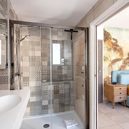 公寓 L'elysium - Exceptional 220 Sqm Penthouse - Private Terrace & Jacuzzi - Ac - 3 Parking Spaces 芒通