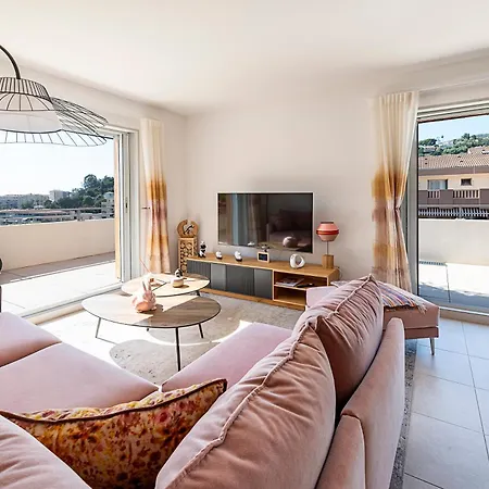 Le Coq Elysium - Exceptional 220 Sqm Penthouse - Private Terrace & Jacuzzi - Ac - 3 Parking Spaces