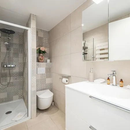 Апартаменты Le Coq Elysium - Exceptional 220 Sqm Penthouse - Private Terrace & Jacuzzi - Ac - 3 Parking Spaces