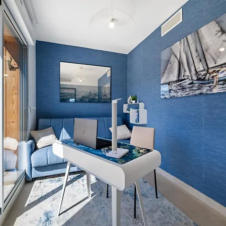Апартаменты Le Coq Elysium - Exceptional 220 Sqm Penthouse - Private Terrace & Jacuzzi - Ac - 3 Parking Spaces Ментона