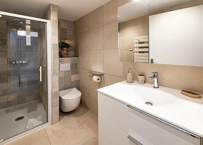 Le Coq Elysium - Exceptional 220 Sqm Penthouse - Private Terrace & Jacuzzi - Ac - 3 Parking Spaces Lejlighed