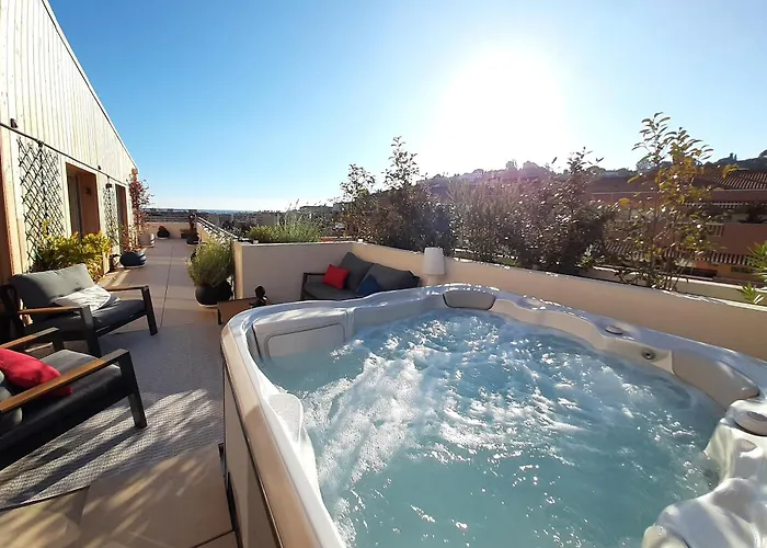 Le Coq Elysium - Exceptional 220 Sqm Penthouse - Private Terrace & Jacuzzi - Ac - 3 Parking Spaces *